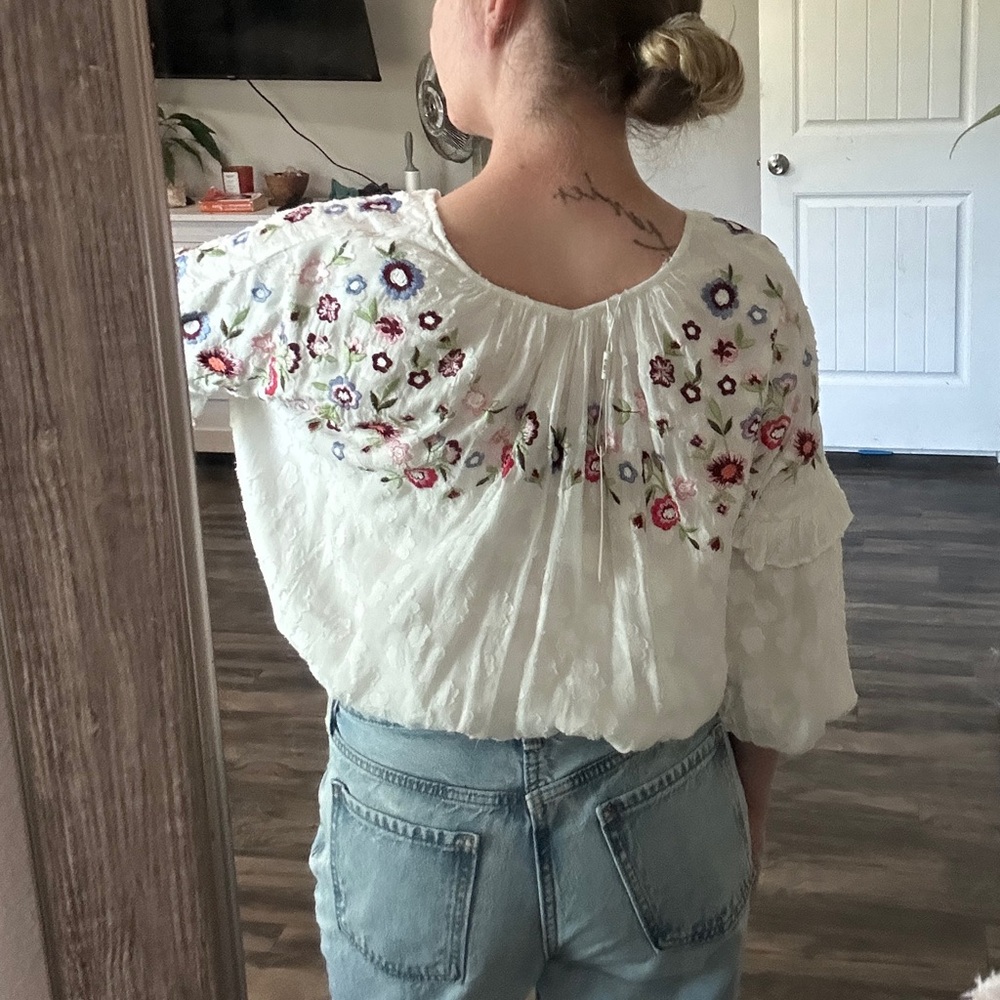 Mahila Embroidered Hera Peasant Top - Picture 3 of 8
